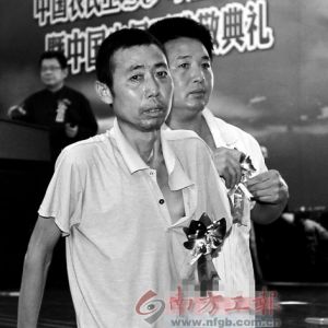 维权10年 含恨而去 尘肺病人罗有仲被“拖死”